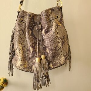 G.I.L.I. Leather Tan Gray Snake Print Bucket Shoulder bag
